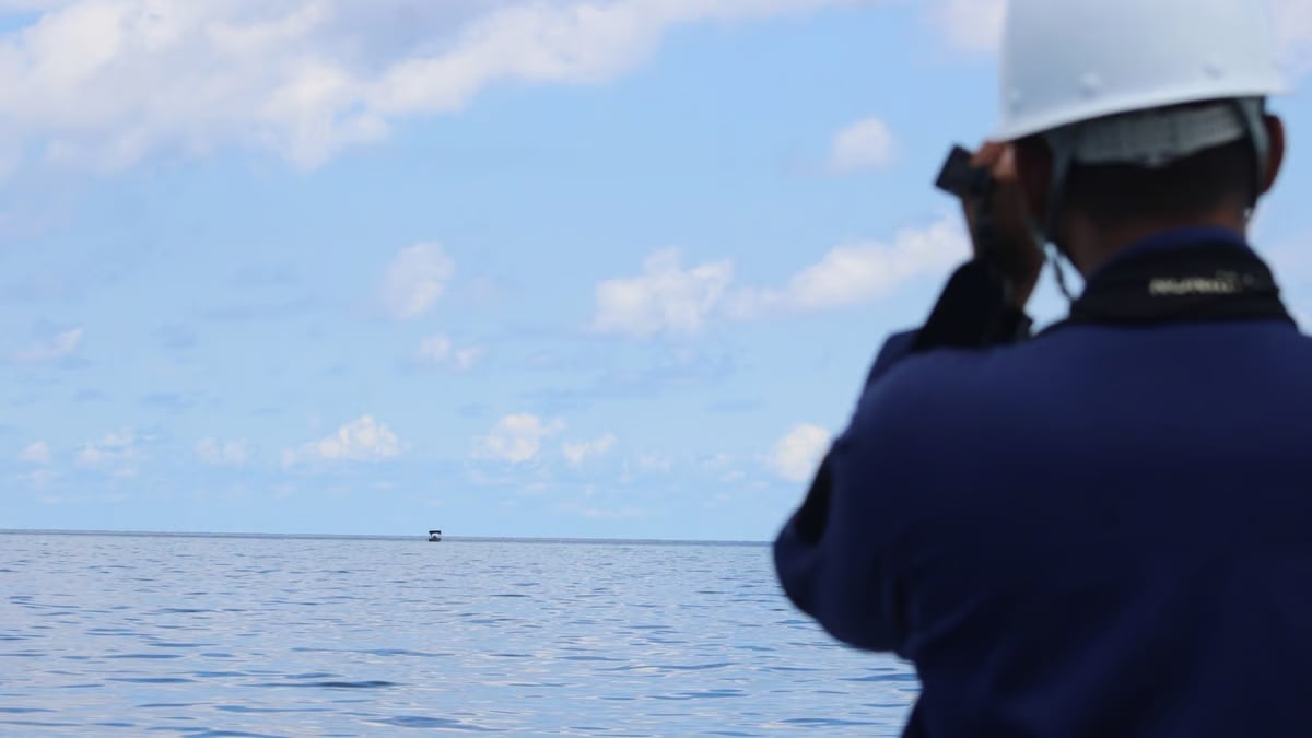 PCG tags Chinese ships in boat ramming incident